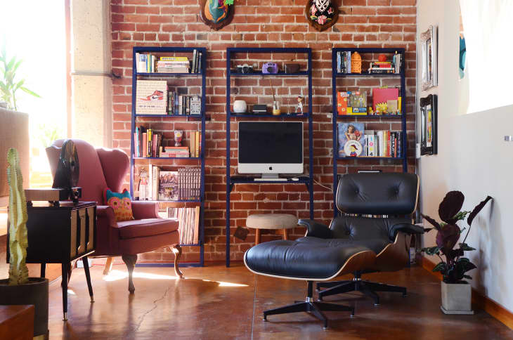 Industrial 2025 bookshelf pipe